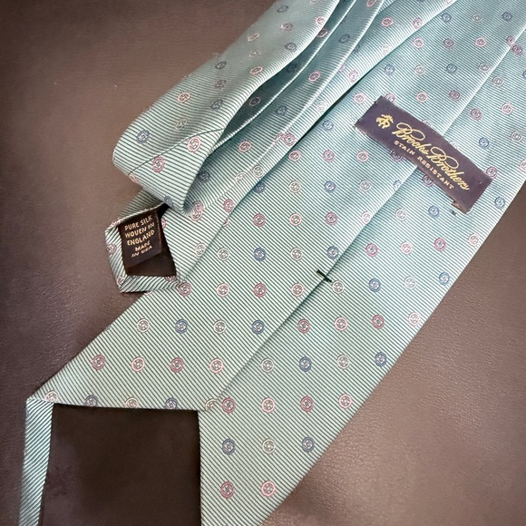 Brooks Brothers Sky Blue and Green Tie with Silver Accents - Picture 3 of 3